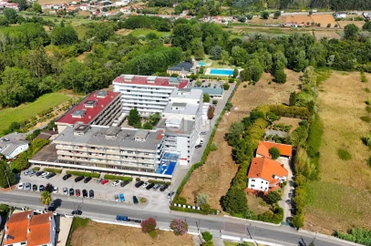 Apartamento T1 para Venda em Tamengos, Aguim e Óis do Bairro
