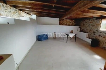 Moradia T2 para Venda em Trezoi