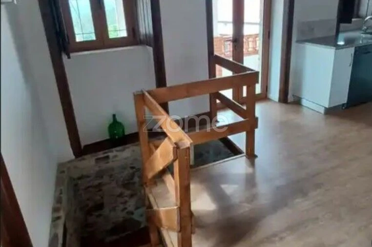Moradia T2 para Venda em Trezoi Foto 16