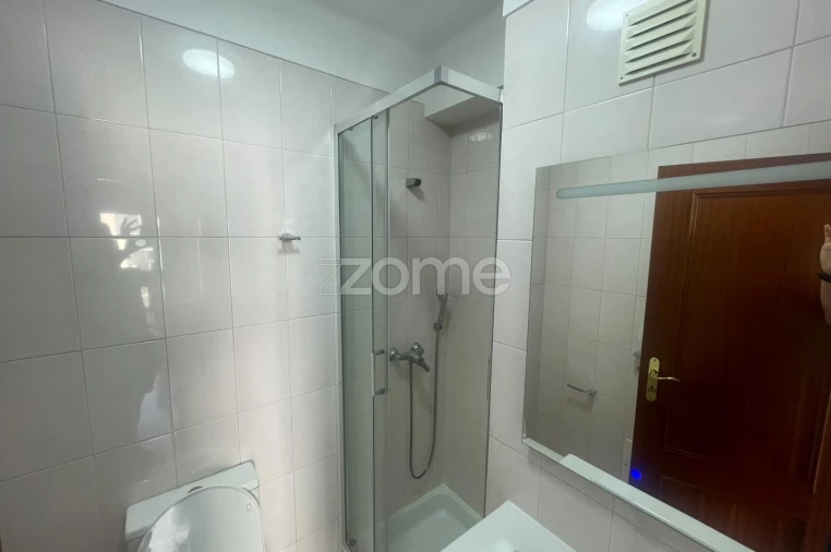 Apartamento T3 para Arrendamento em Viseu Foto 6