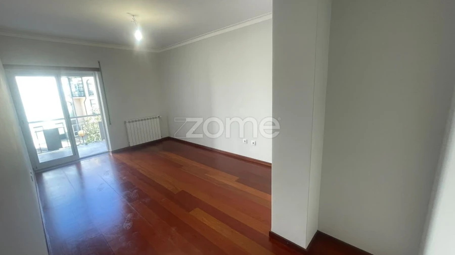 Apartamento T3 para Arrendamento em Viseu