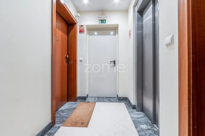 Apartamento T3 para Venda em Costa da Caparica