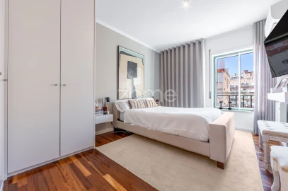 Apartamento T3 para Venda em Costa da Caparica