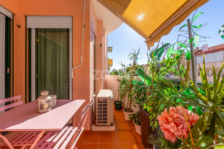 Apartamento T3 para Venda em Costa da Caparica Foto 8