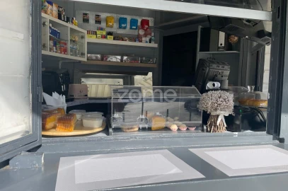 Negócio para Venda em Queluz e Belas