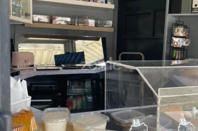 Negócio para Venda em Queluz e Belas