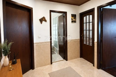 Apartamento T2 para Venda em Queluz e Belas