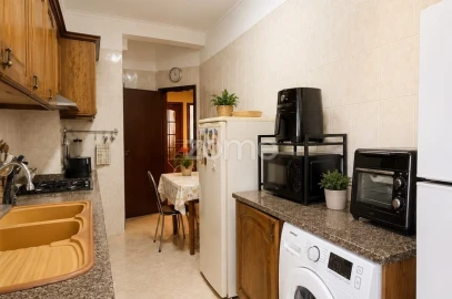 Apartamento T2 para Venda em Queluz e Belas