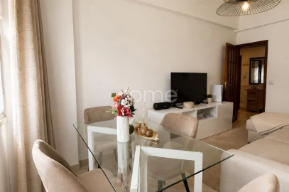 Apartamento T2 para Venda em Queluz e Belas
