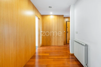 Apartamento T2 para Venda em São Vicente (Braga)