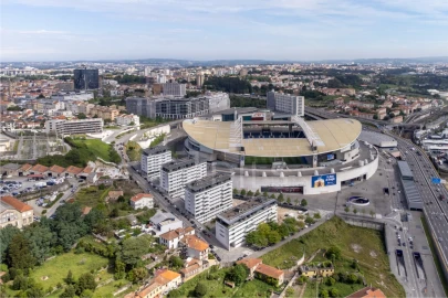 Apartamento T4 para Venda em Campanhã