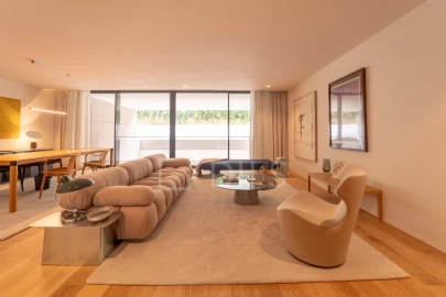 Apartamento T4 para Venda em Aldoar, Foz do Douro e Nevogilde