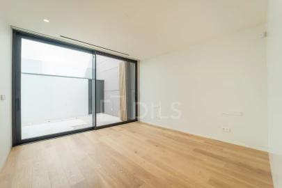Apartamento T4 para Venda em Aldoar, Foz do Douro e Nevogilde
