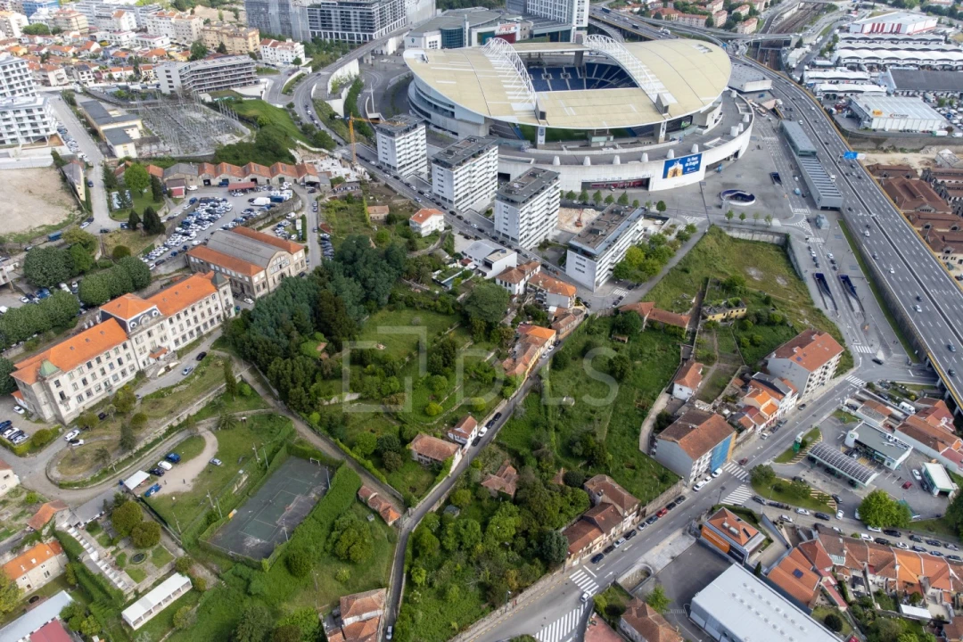 Apartamento T4 para Venda em Campanhã Foto 43