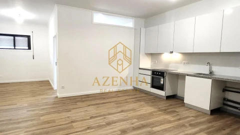Apartamento T1 para Arrendamento em Cidade da Maia