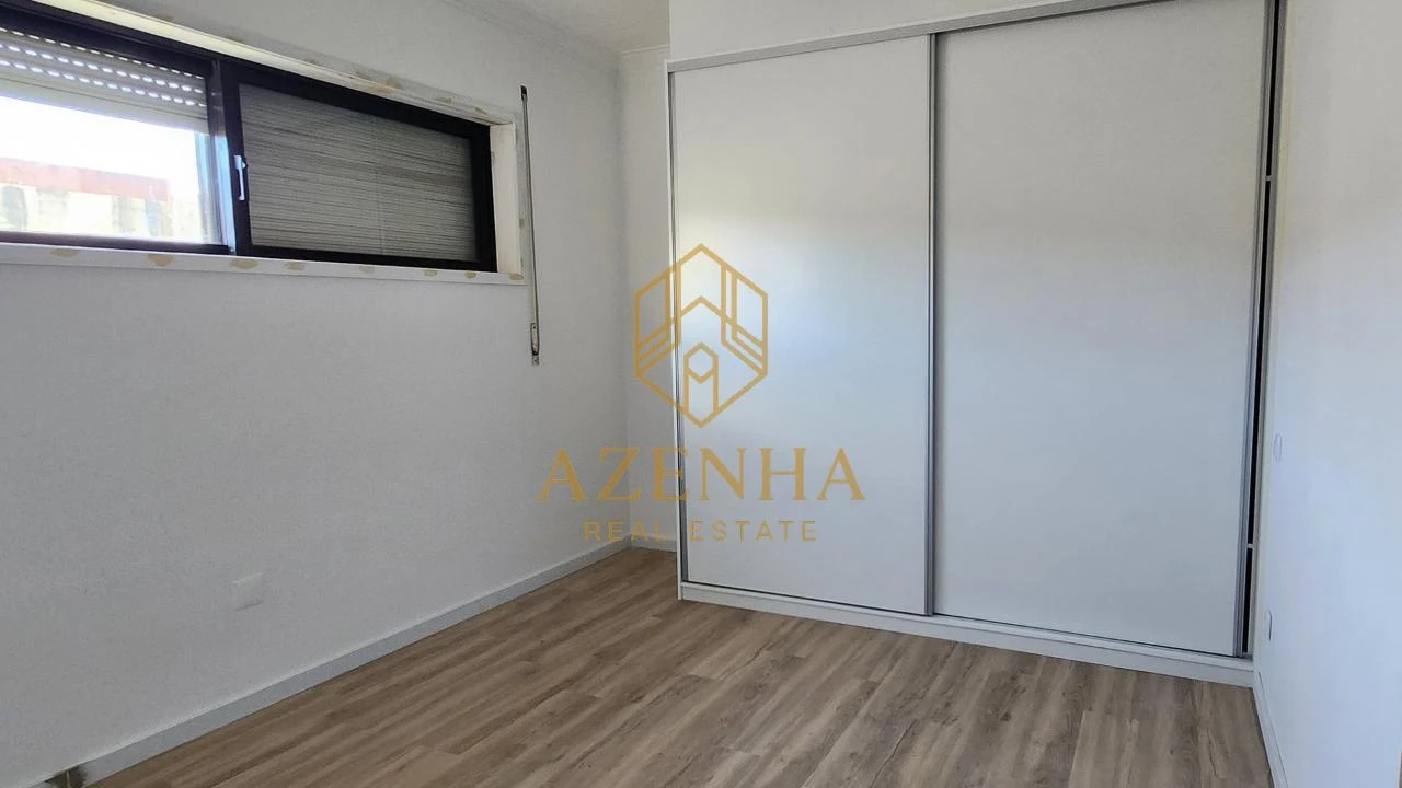 Apartamento T1 para Arrendamento em Cidade da Maia Foto 7