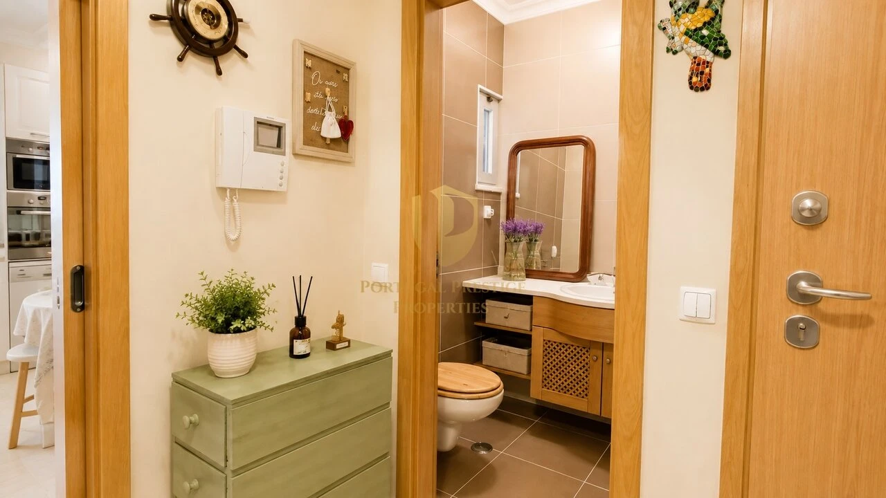 Apartamento T3 para Venda em Quelfes Foto 6