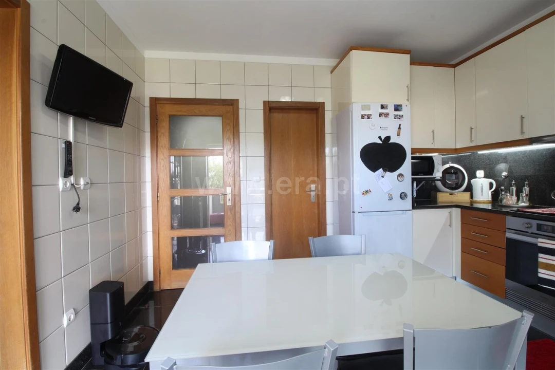 Moradia T4 para Venda em Pedroso e Seixezelo Foto 5