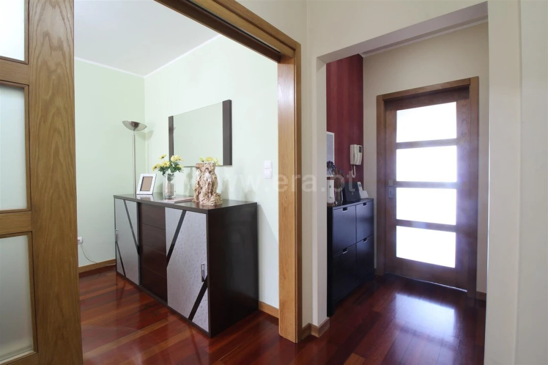 Moradia T4 para Venda em Pedroso e Seixezelo Foto 10