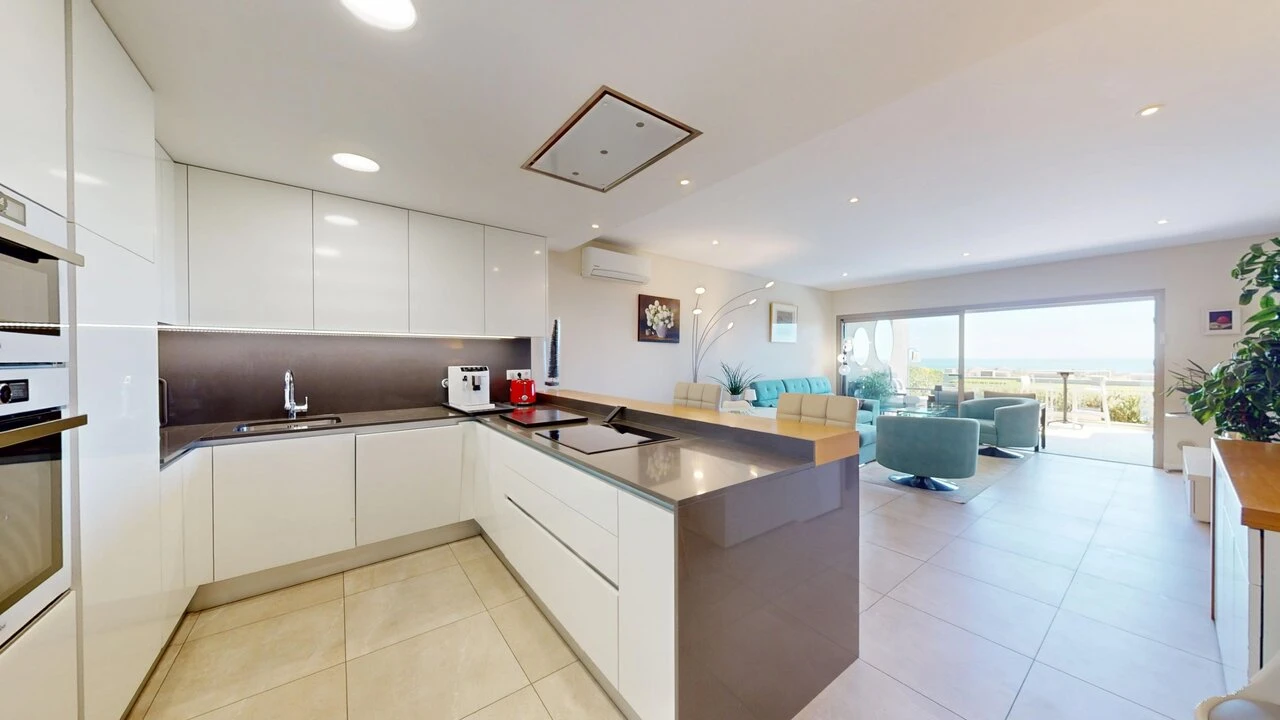 Apartamento T2 para Venda em Albufeira e Olhos de Água Foto 7