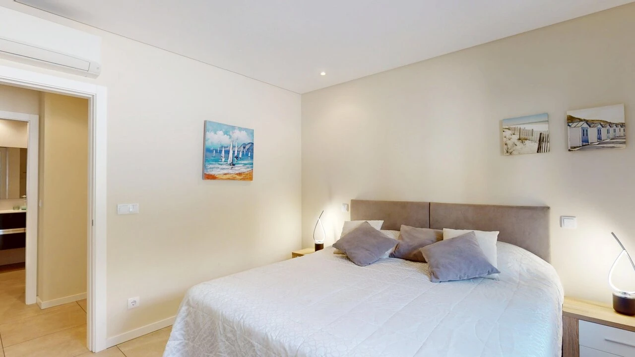 Apartamento T2 para Venda em Albufeira e Olhos de Água Foto 26