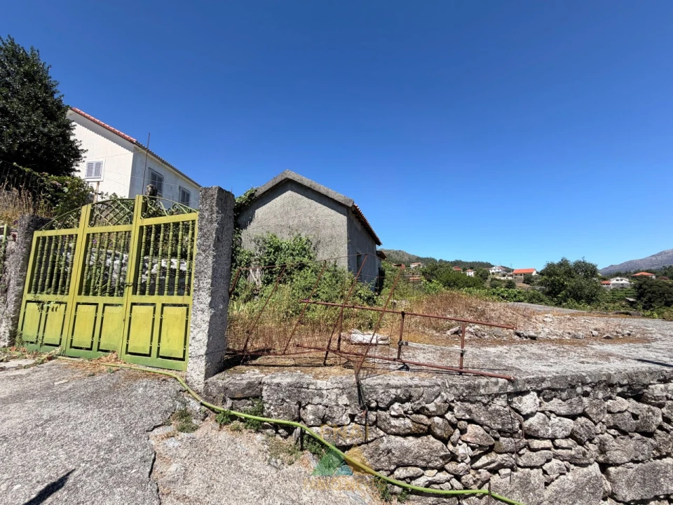 Moradia T1 para Venda em Soajo Foto 4