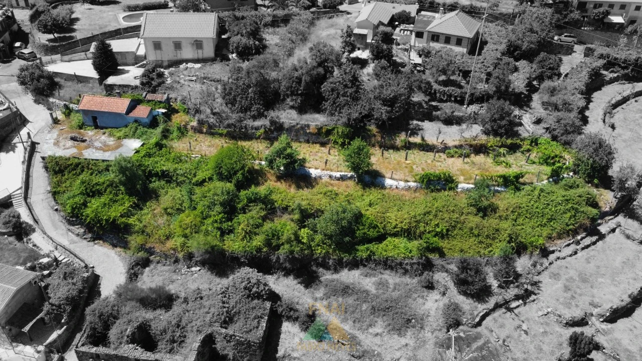 Moradia T1 para Venda em Soajo Foto 1