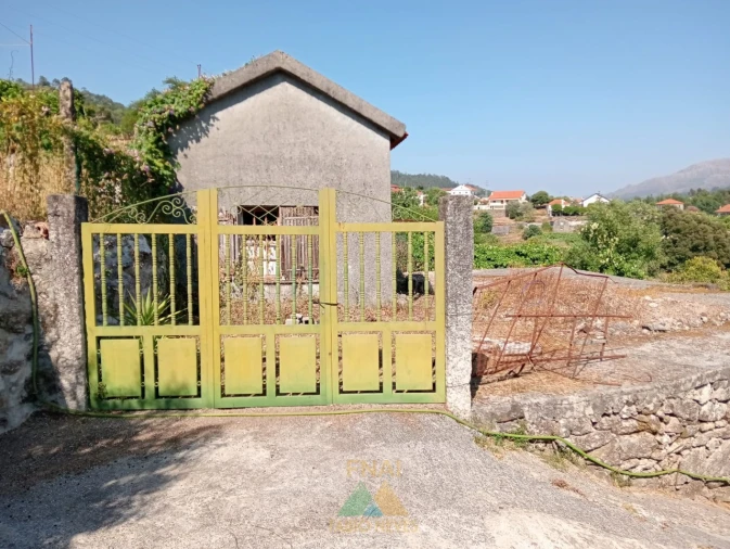 Moradia T1 para Venda em Soajo Foto 5