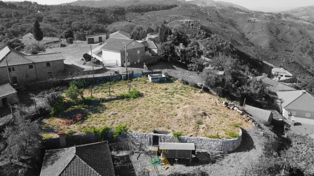 Terreno para Venda em Senharei Foto 1
