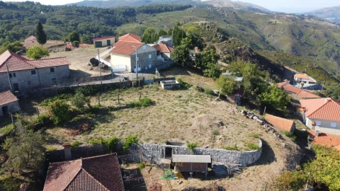 Terreno para Venda em Senharei