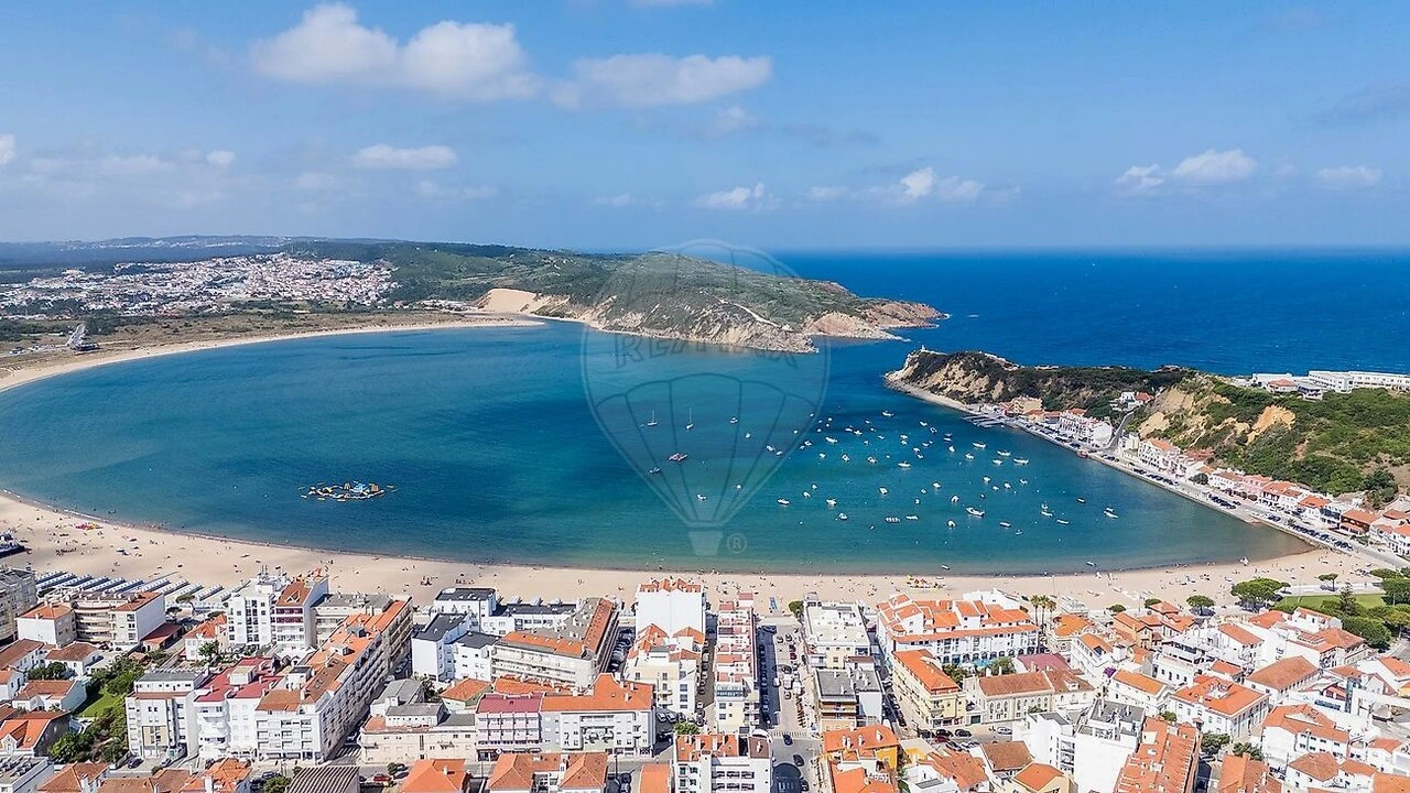 Apartamento T2 para Venda em São Martinho do Porto Foto 17