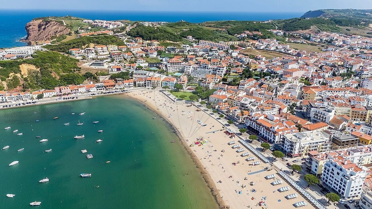Apartamento T2 para Venda em São Martinho do Porto Foto 15