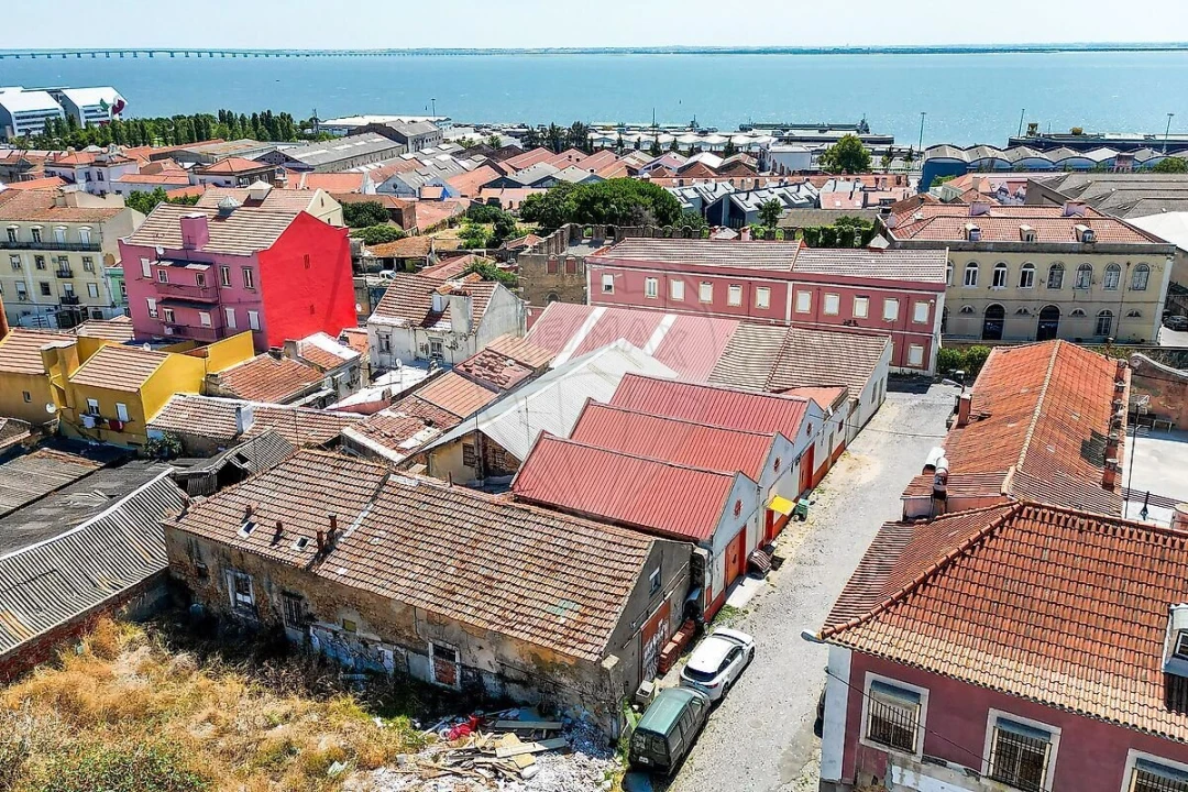 Prédio para Venda em Marvila Foto 1