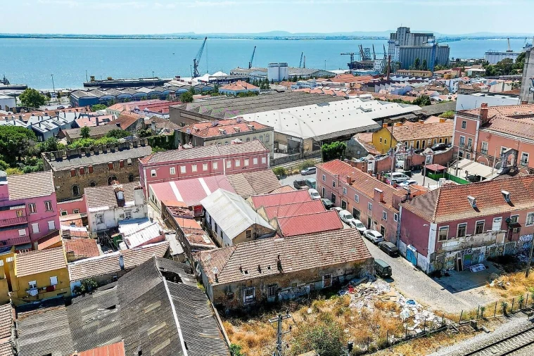 Prédio para Venda em Marvila Foto 4