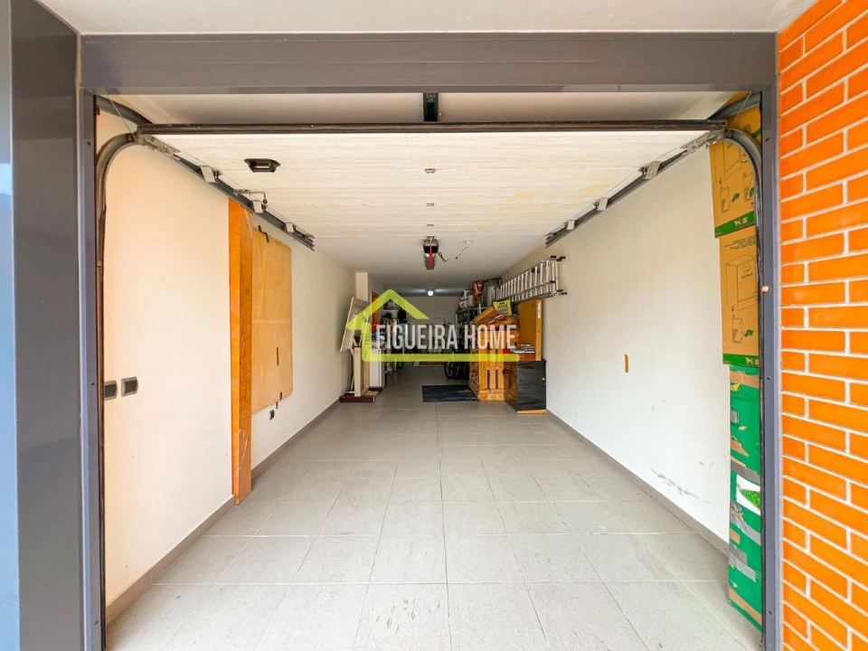 Moradia T6 para Venda em Tavarede Foto 43