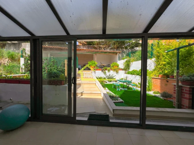 Moradia T6 para Venda em Tavarede Foto 30