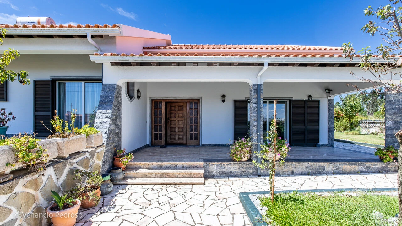 Moradia T5 para Venda em Ericeira Foto 1