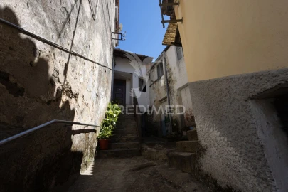 Moradia T0 para Venda em Peso da Régua e Godim