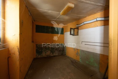 Moradia T0 para Venda em Peso da Régua e Godim