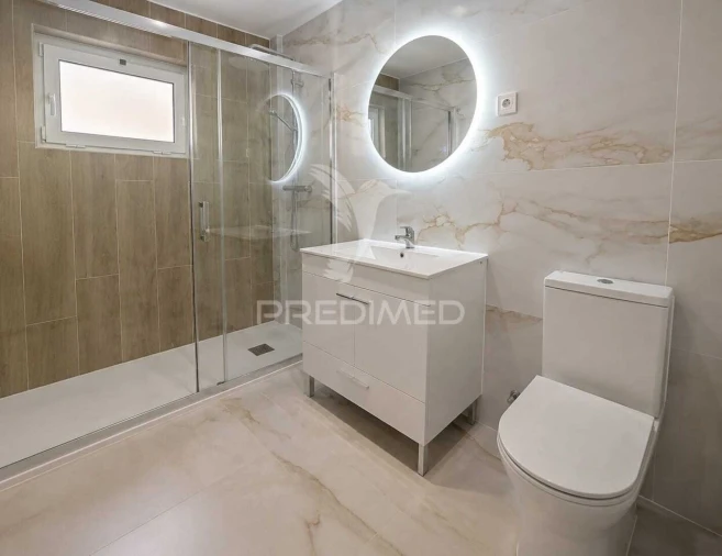 Apartamento T2 para Venda em Queluz e Belas Foto 6