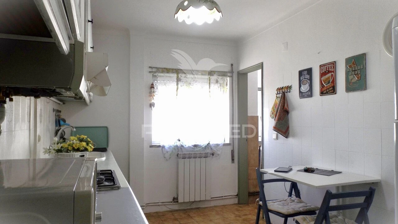Apartamento T3 para Venda em Marinha Grande Foto 4
