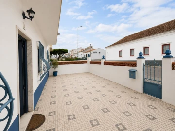 Moradia T5 para Venda em Fronteira