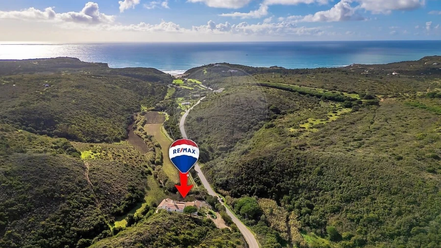 Moradia T8 para Venda em Vila do Bispo e Raposeira