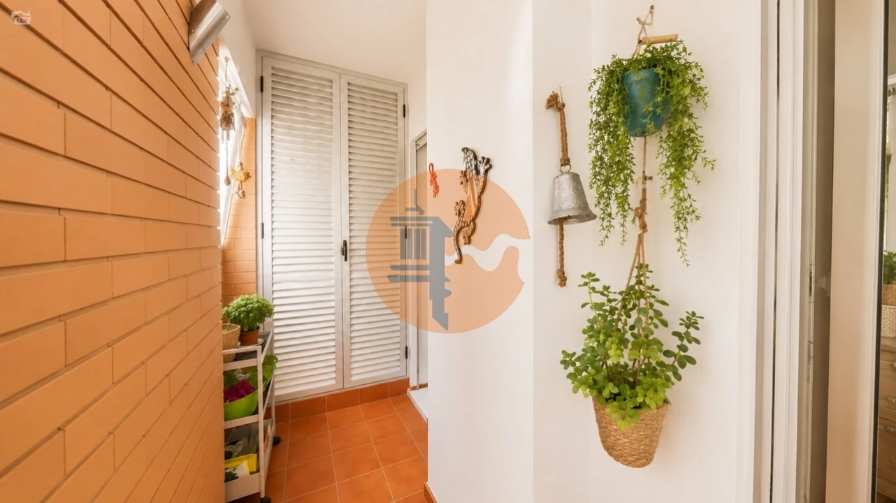 Apartamento T3 para Venda em Quelfes Foto 13