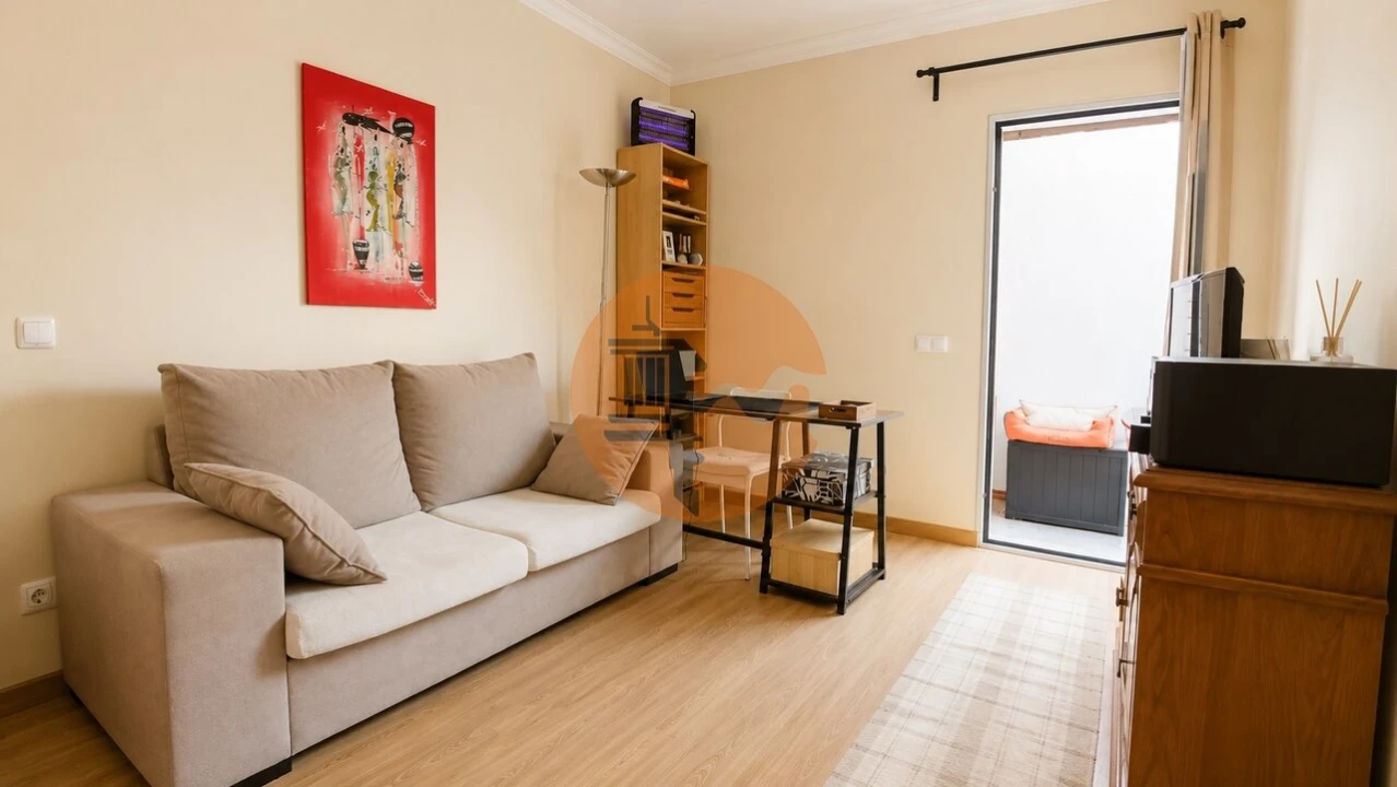 Apartamento T3 para Venda em Quelfes Foto 18
