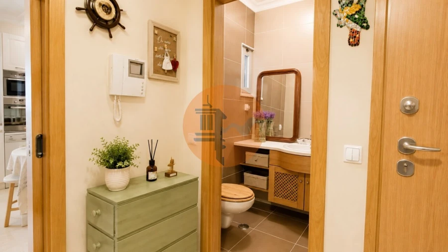 Apartamento T3 para Venda em Quelfes Foto 6