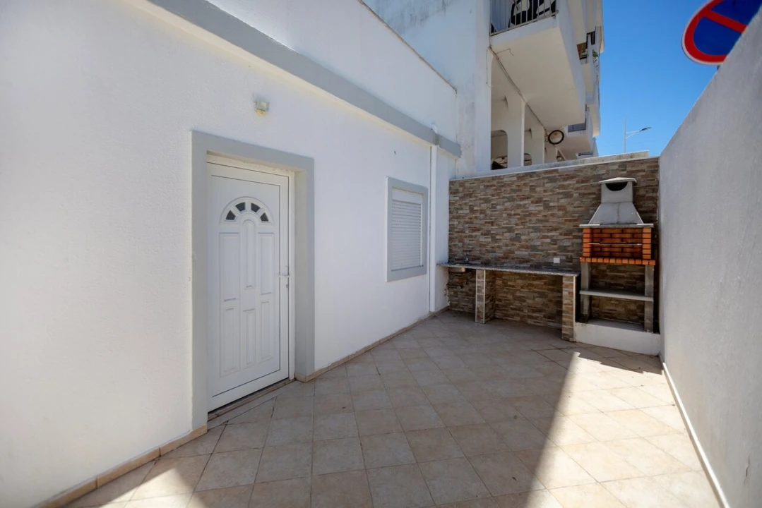 Moradia T2 para Venda em Albufeira e Olhos de Água Foto 2