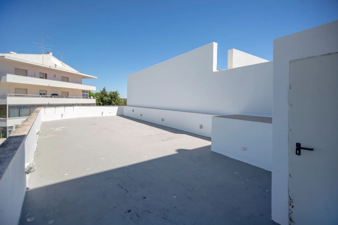 Moradia T2 para Venda em Albufeira e Olhos de Água Foto 22