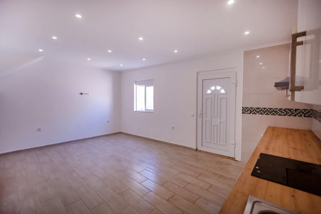 Moradia T2 para Venda em Albufeira e Olhos de Água Foto 6