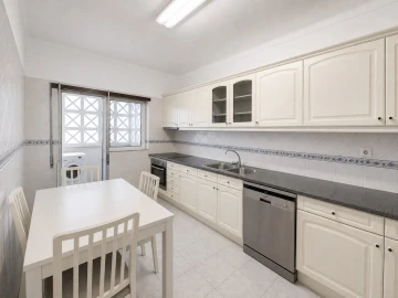 Apartamento T2 para Venda em Albufeira e Olhos de Água